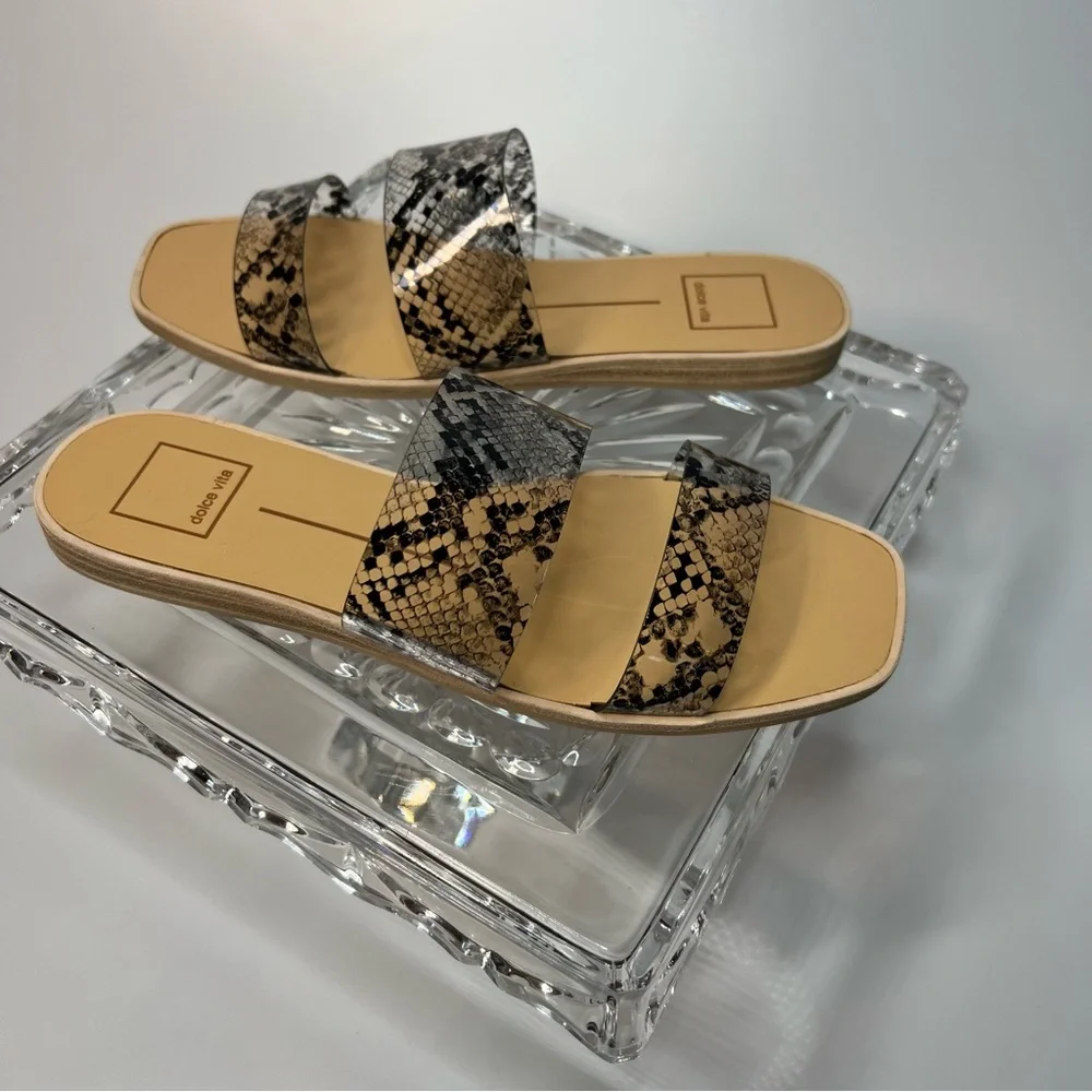 Dolce Vita Kiki Snake Print Vinyl Strap Sandal size 8